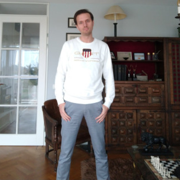 Profile picture of AgrebJ